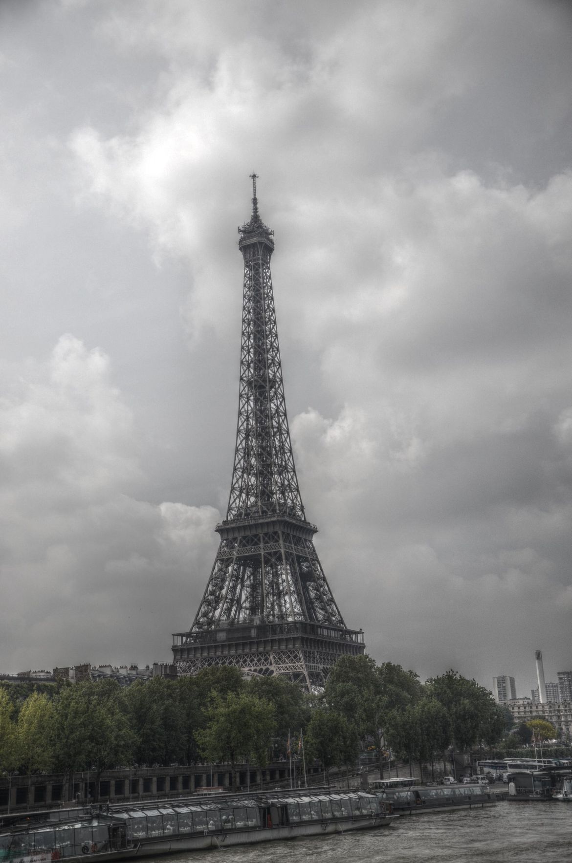 Eiffelturm HDR.jpg