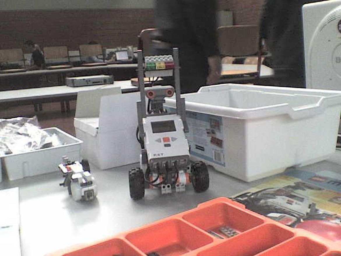 Lego Mindstorm Roboter.JPG